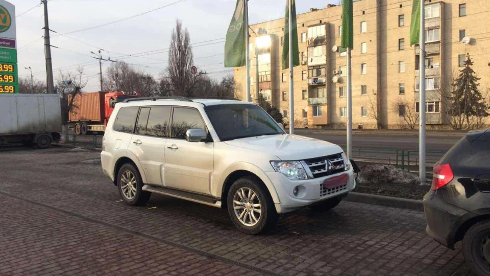 Mitsubishi Pajero 3