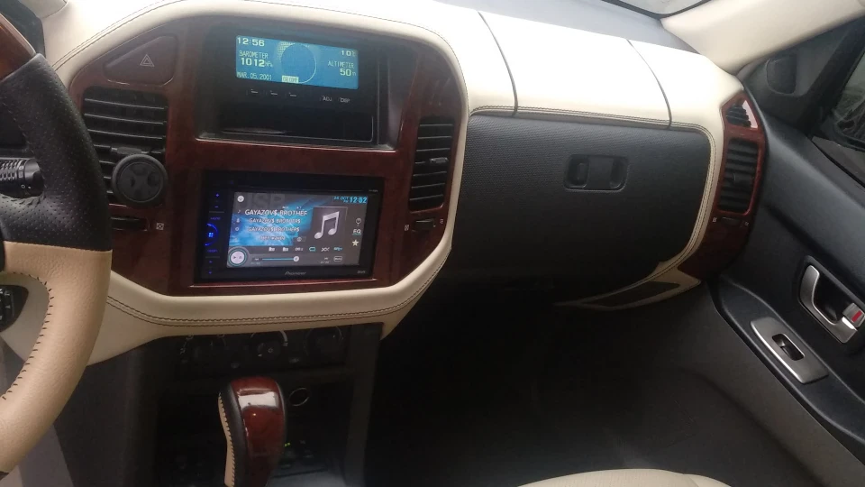Mitsubishi Pajero 3