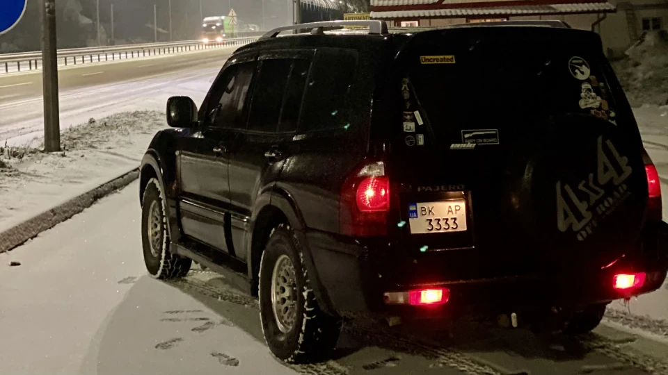 Mitsubishi Pajero 3