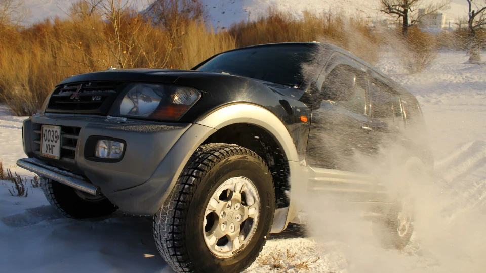 Mitsubishi Pajero 2002г. 3.0 МКПП