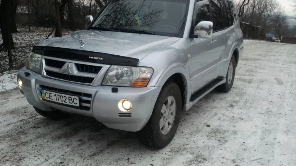 Mitsubishi Pajero 2005 рік