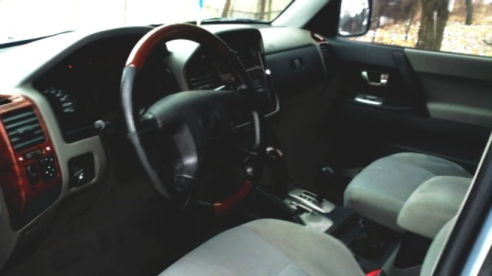 Mitsubishi Pajero 2005 рік 3