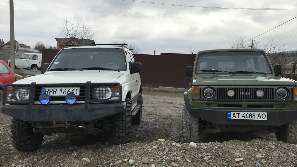 Mitsubishi Pajero 2.5TD 3