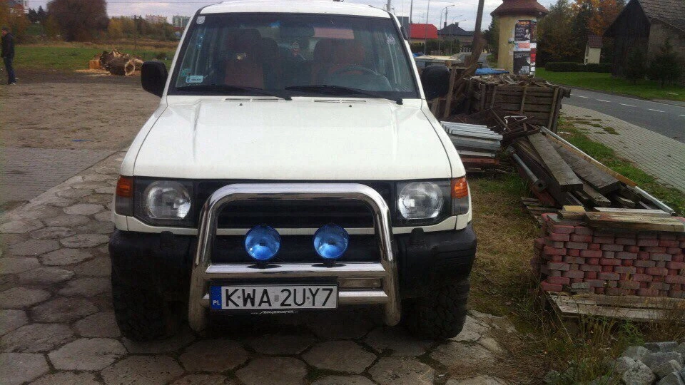 Mitsubishi Pajero 2.5TD 5