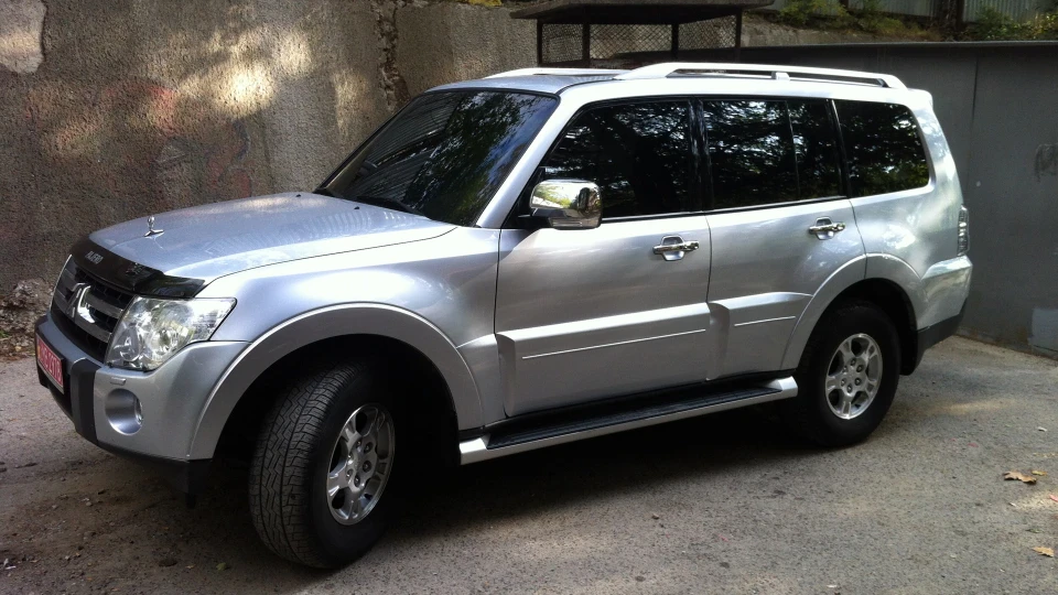 Mitsubishi Pajero 3.0 араб