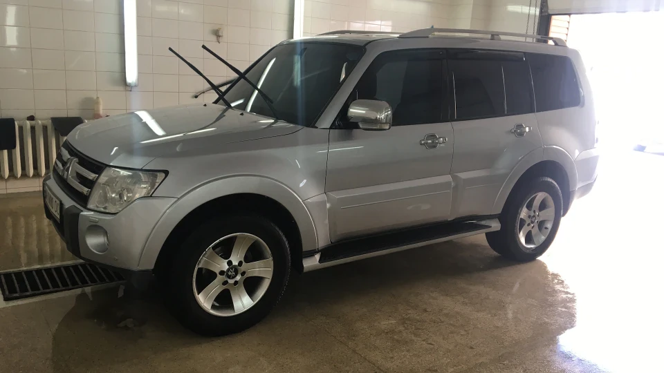 Mitsubishi Pajero 3.0 Араб 2