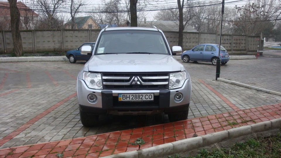 Mitsubishi Pajero 3.0 Бензин 24000 км проб 4