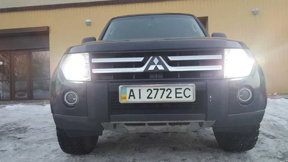 Mitsubishi Pajero 3,0 газ, бензин 3