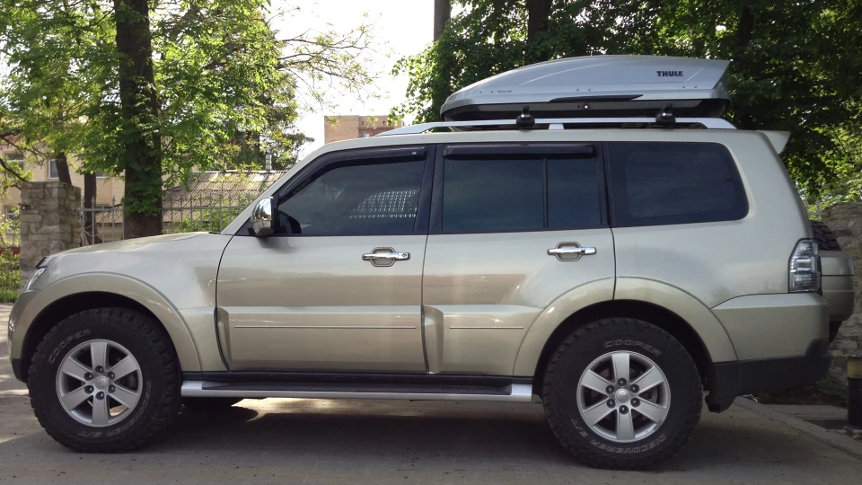 Mitsubishi Pajero 3.0 2