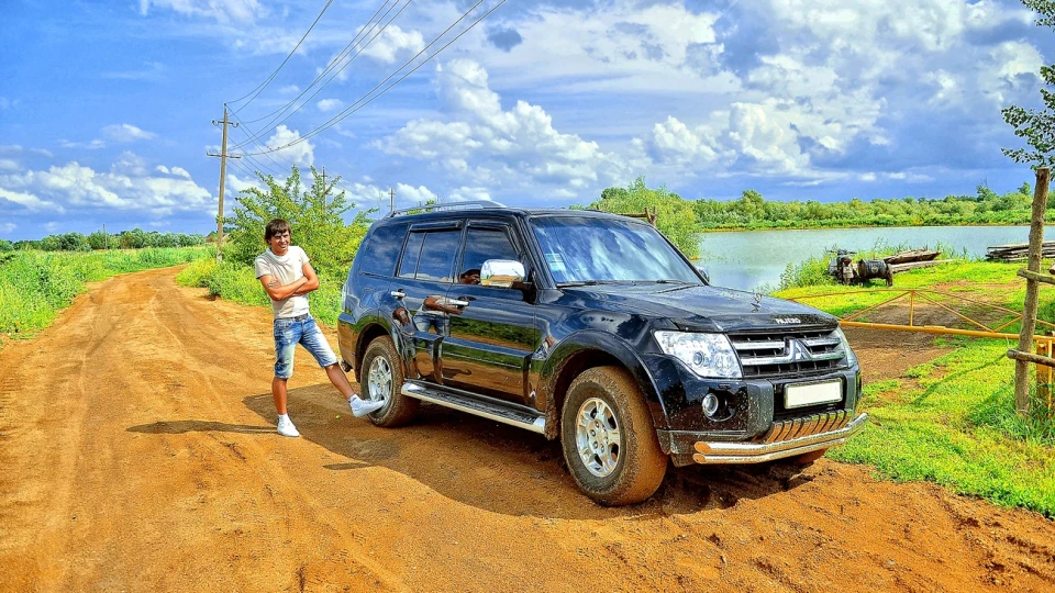 Mitsubishi Pajero 3.0 3