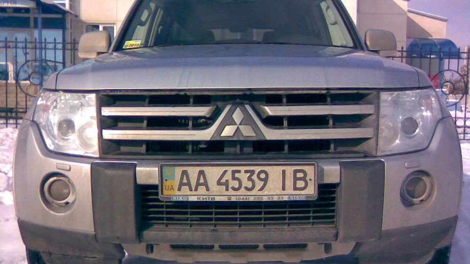 Mitsubishi Pajero 3,2 DI-D Cool Silver 4