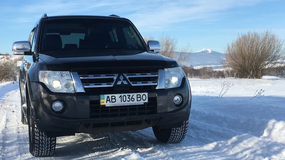 Mitsubishi Pajero 3,2 DI-D 5