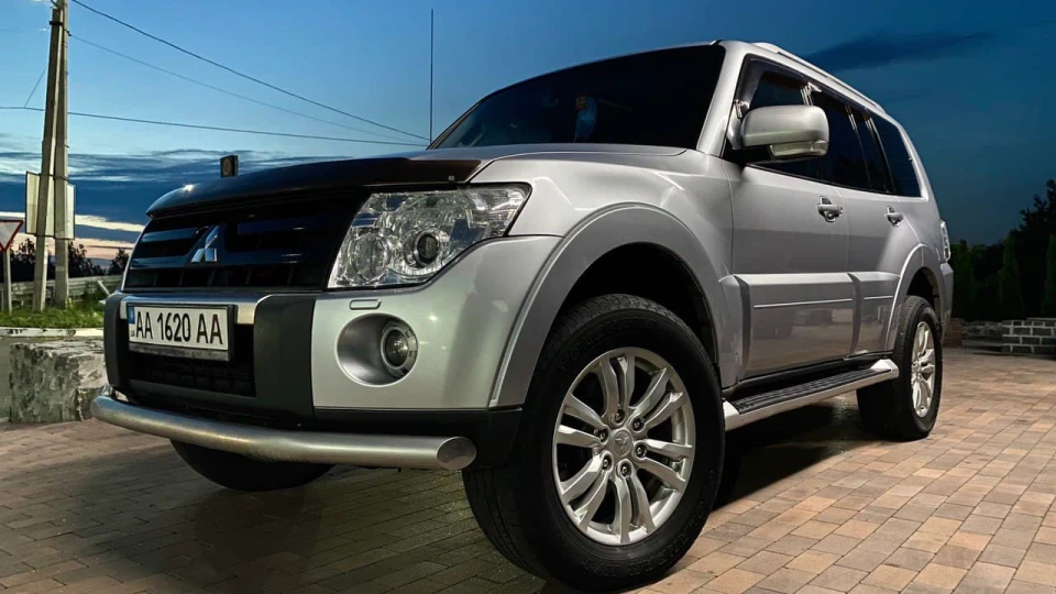 Mitsubishi Pajero 3.2
