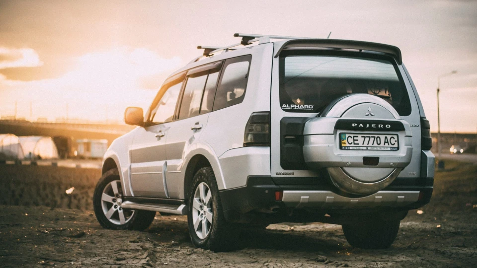 Mitsubishi Pajero 3.2D 2