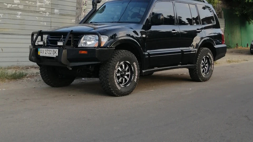 Mitsubishi Pajero 3.5 GDI