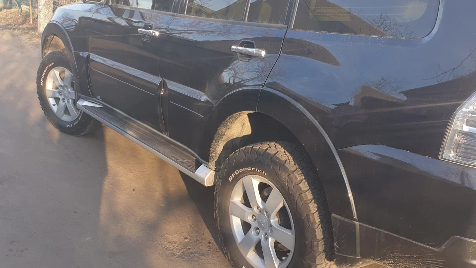 Mitsubishi Pajero 3.8 V6 2