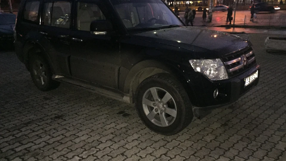 Mitsubishi Pajero 3.8 вагончик) 2