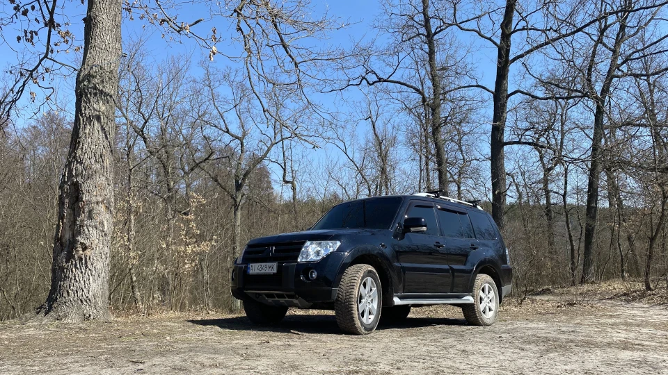 Mitsubishi Pajero 3.8 2