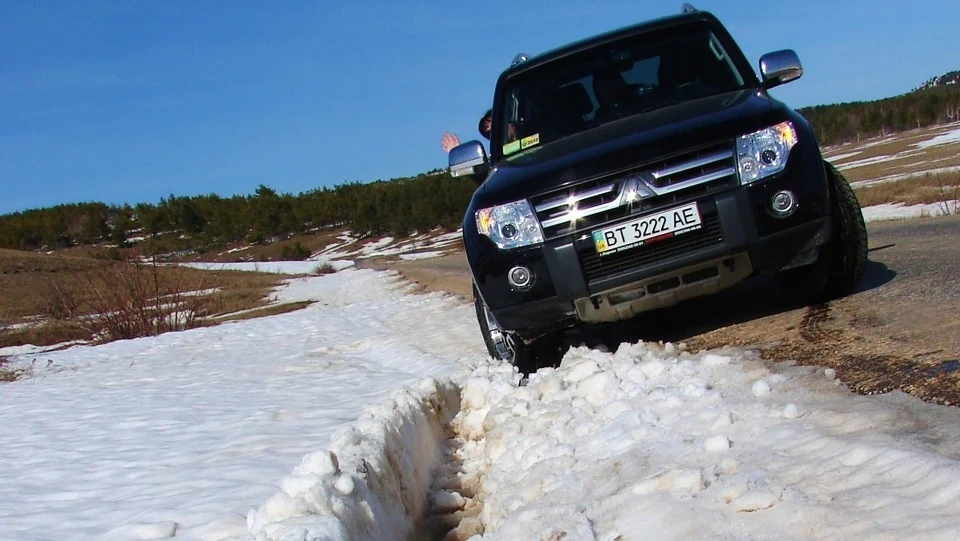 Mitsubishi Pajero Badger 5