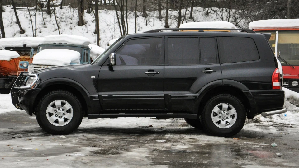 Mitsubishi Pajero Бегемот 2