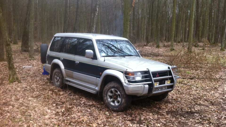 Mitsubishi Pajero Беверлі-Хілз АКITA