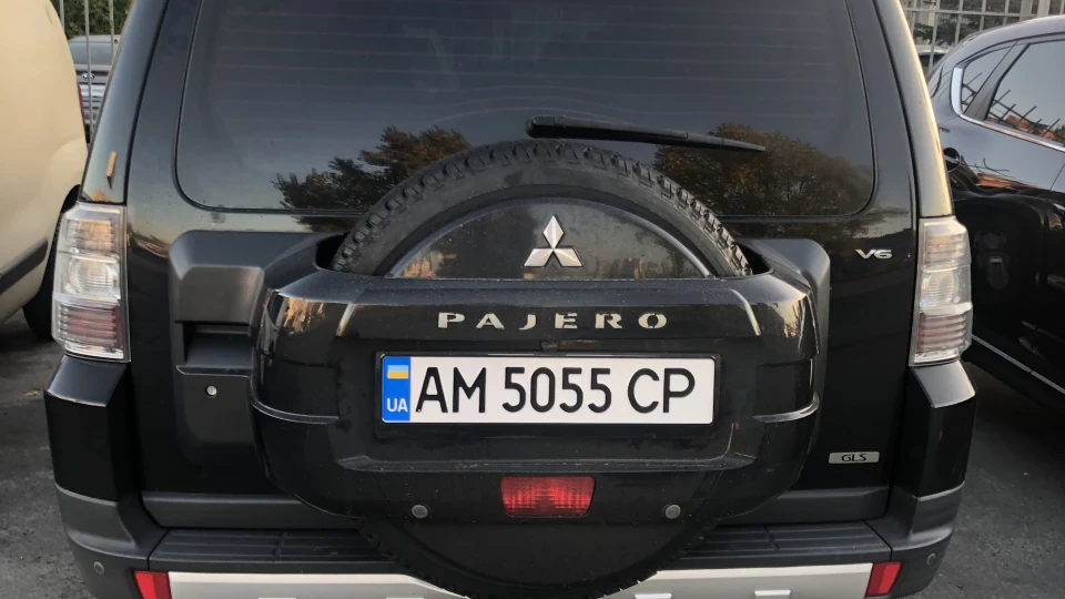 Mitsubishi Pajero Bizon 4