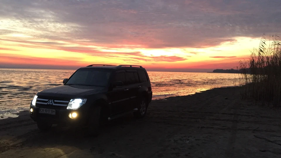 Mitsubishi Pajero Black Agressor 3