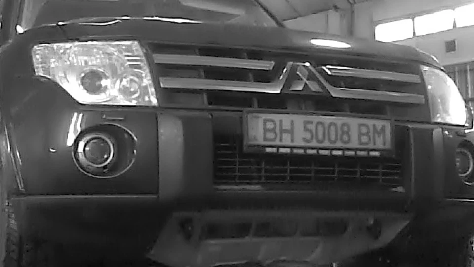 Mitsubishi Pajero чорний мет. 3.0 бензин 2