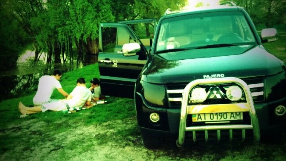 Mitsubishi Pajero Чорний Pajero