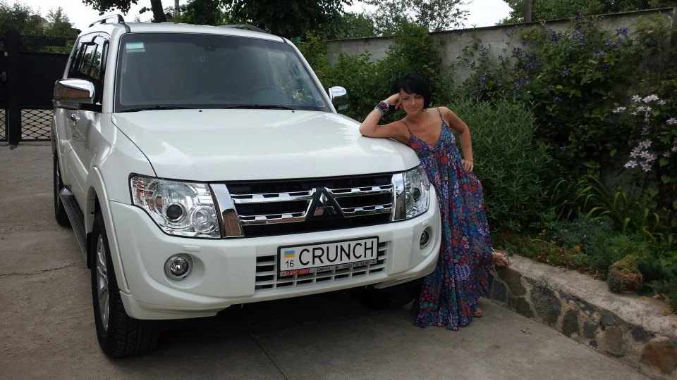 Mitsubishi Pajero CRUNCH 3