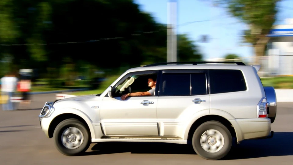 Mitsubishi Pajero Dakar Legend 3
