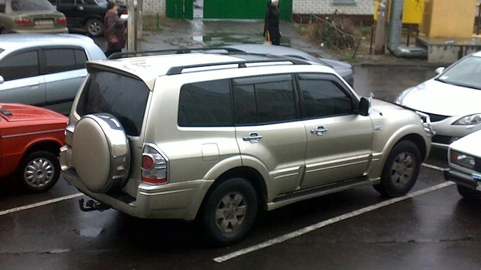 Mitsubishi Pajero Dakar Legend 4