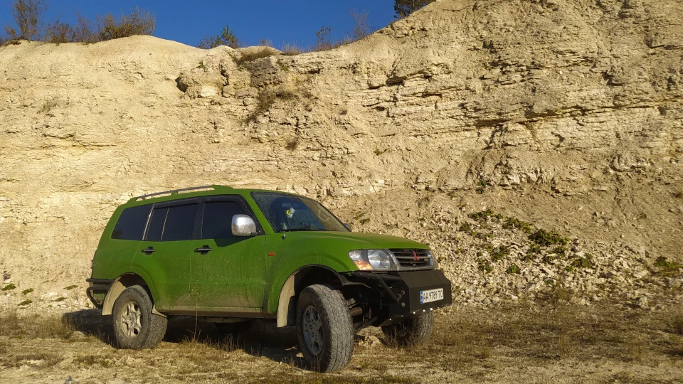 Mitsubishi Pajero GDI 3.5 Зелений Велетень 2