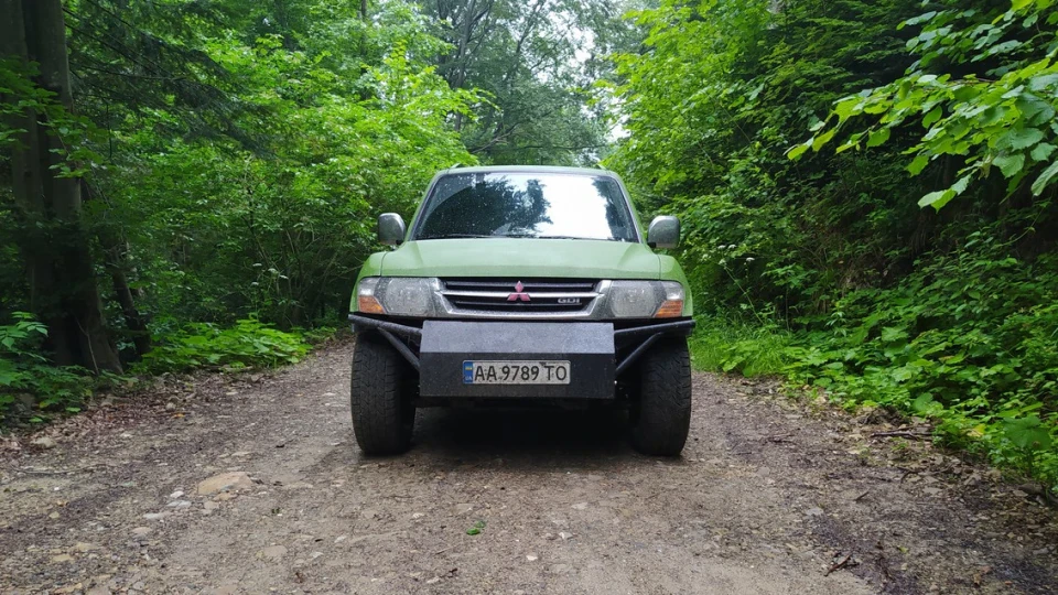 Mitsubishi Pajero GDI 3.5 Зелений Велетень 3