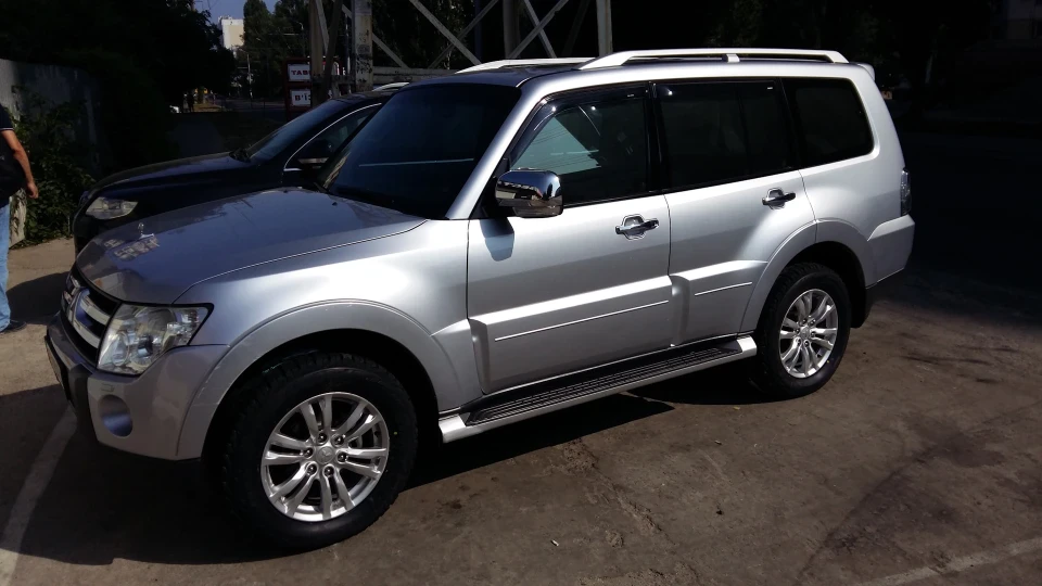 Mitsubishi Pajero IV 3.0 6G72 Араб