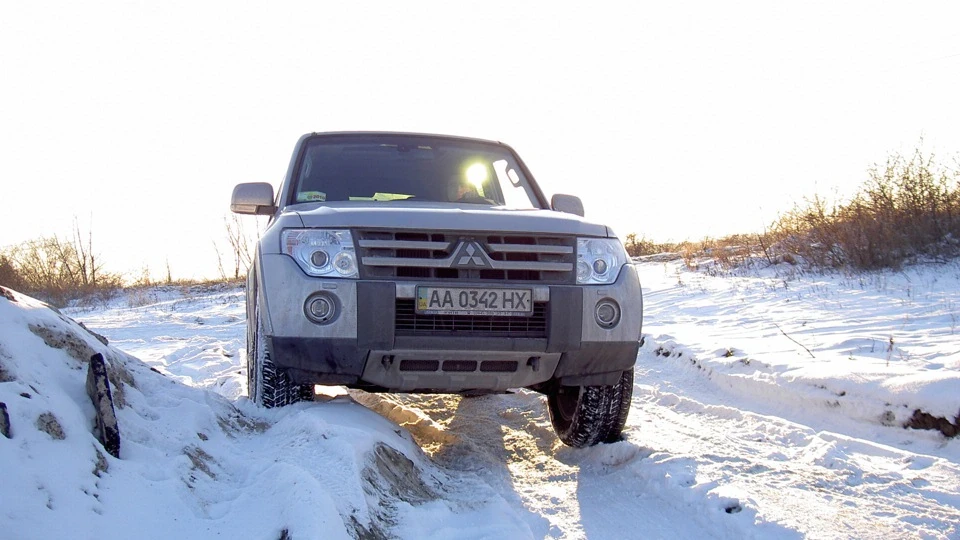 Mitsubishi Pajero IV Пахера 5