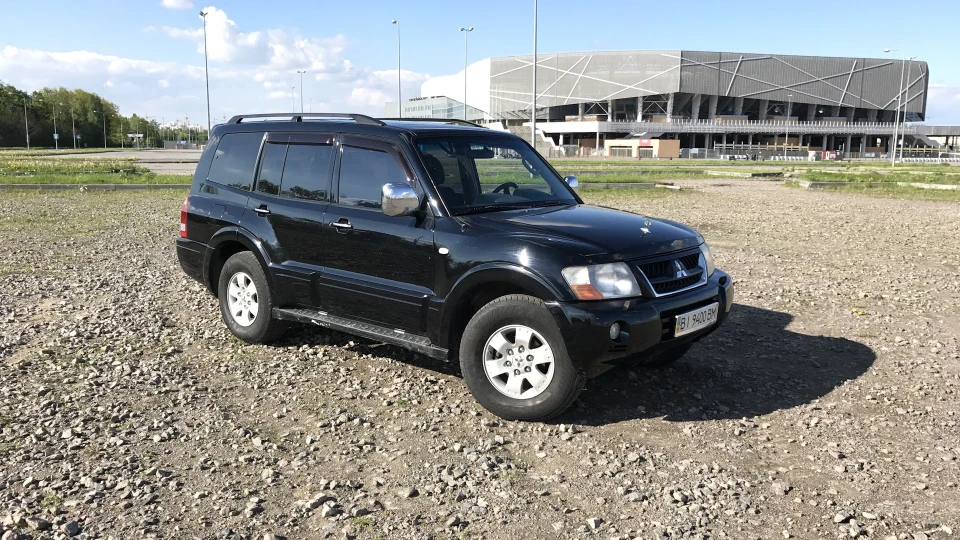 Mitsubishi Pajero Jack