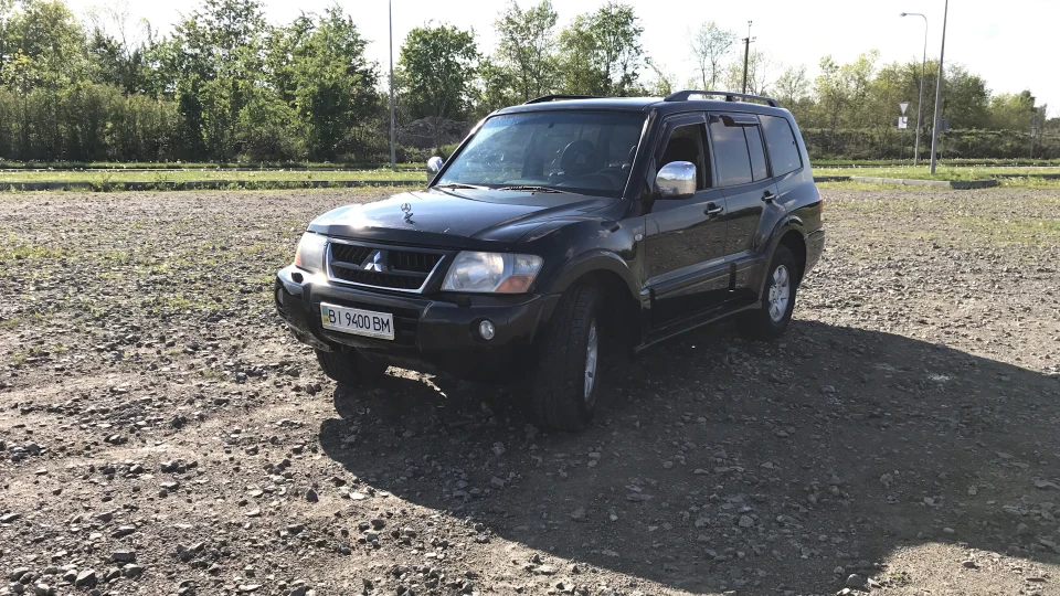 Mitsubishi Pajero Jack 2