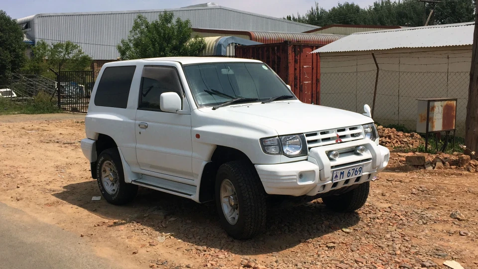 Mitsubishi Pajero НИВА