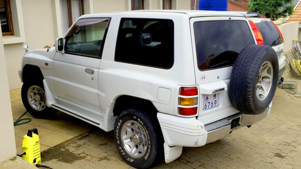 Mitsubishi Pajero НИВА 2