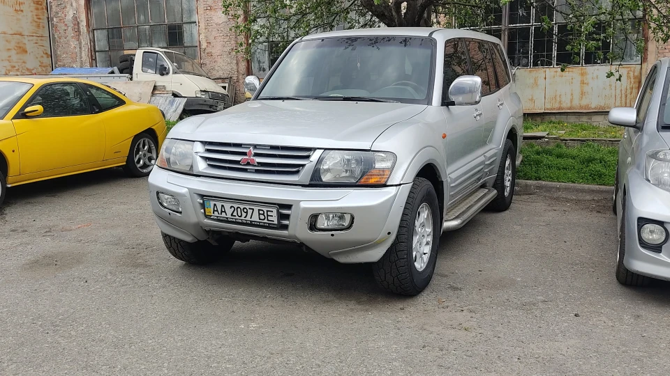 Mitsubishi Pajero Pahero)))