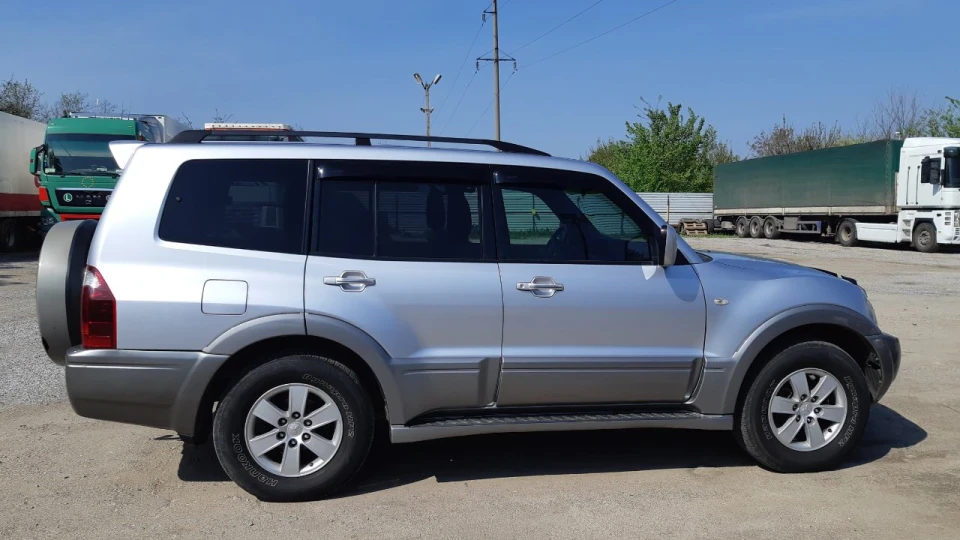 Mitsubishi Pajero Простак