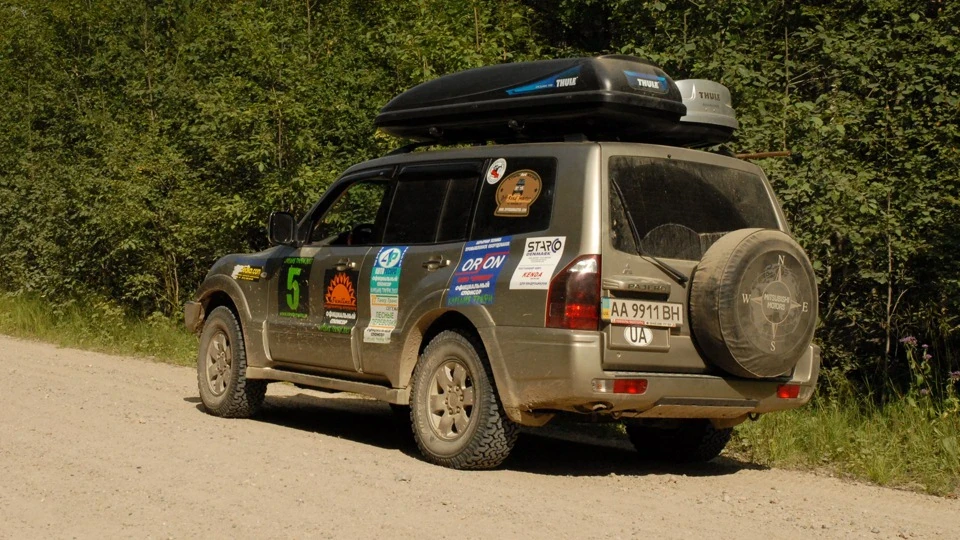Mitsubishi Pajero Ралі-рейдер 2