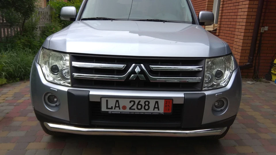 Mitsubishi Pajero Restaling 4