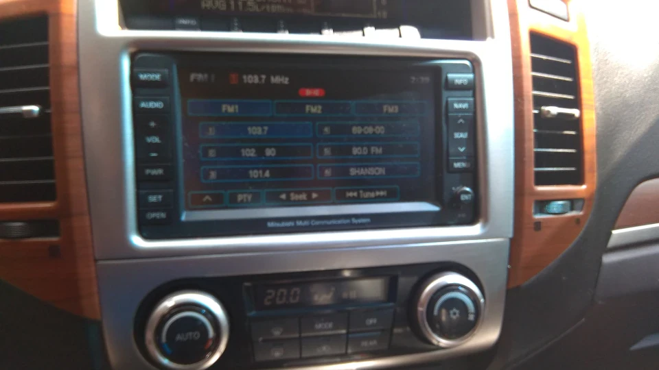 Mitsubishi Pajero Restaling 5