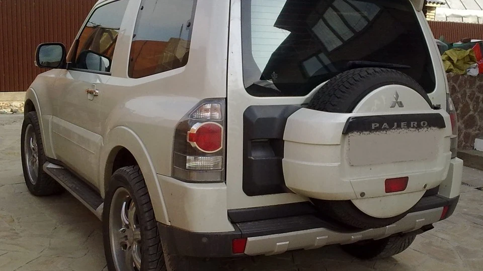 Mitsubishi Pajero Сніжок 3