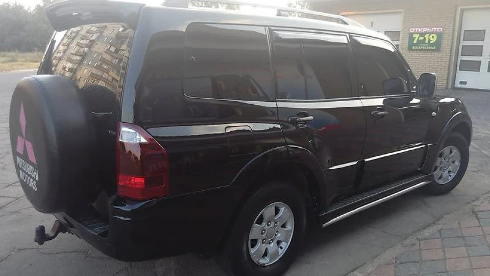 Mitsubishi Pajero SuperSelect 2
