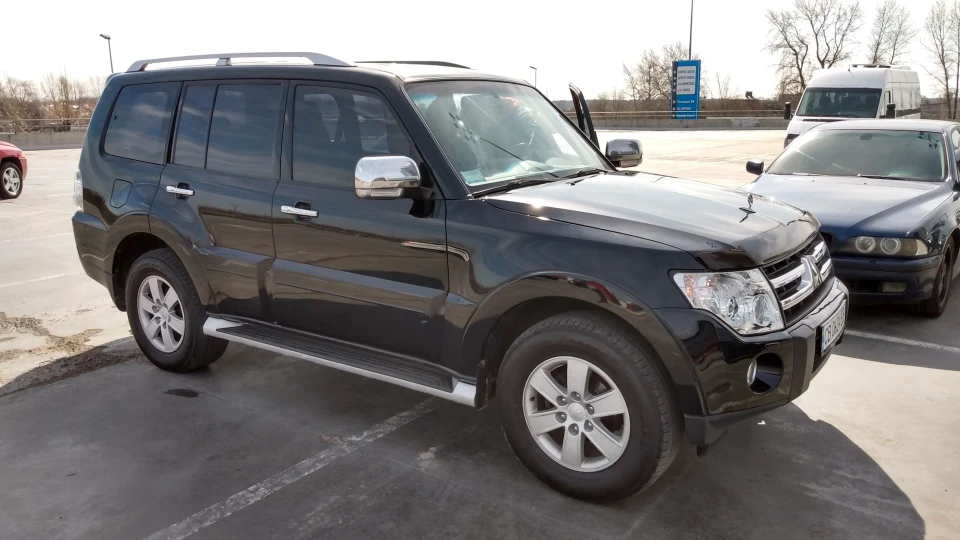 Mitsubishi Pajero TANK 2