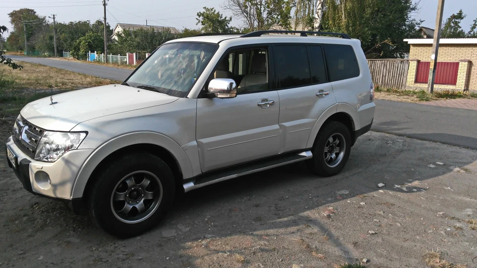 Mitsubishi Pajero ТРЕХЛИТРОВИЙ проJERO 2