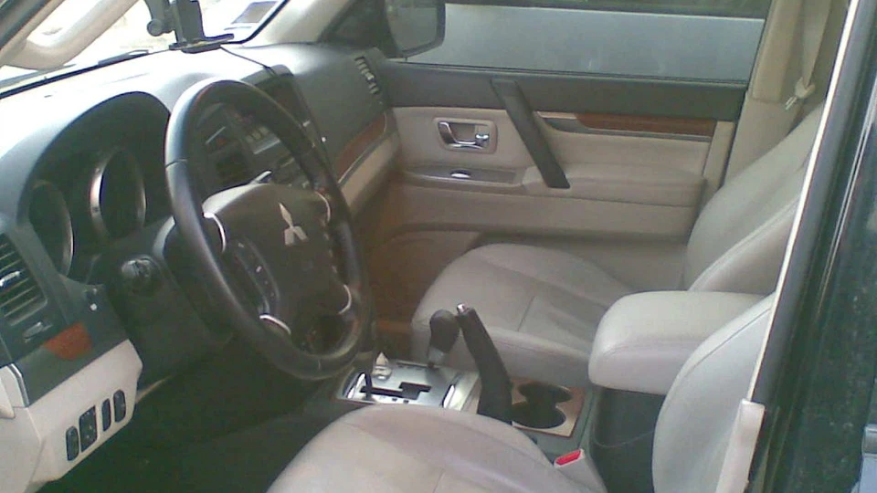Mitsubishi Pajero V6 3.8 5
